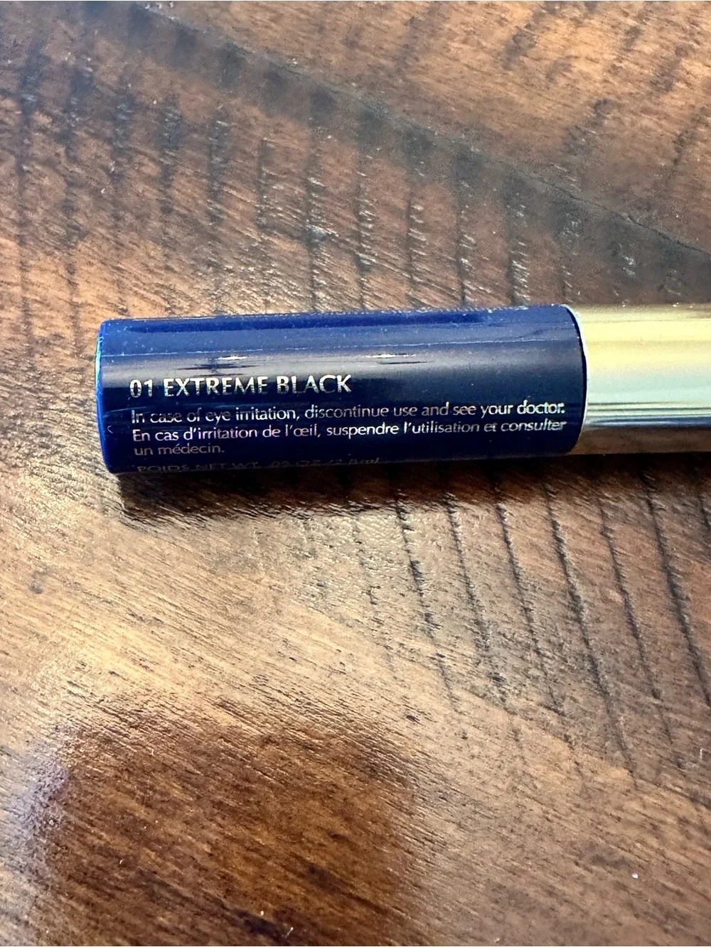 Estee Lauder Sumptuous Extreme Mascara — Black and Gold Packaging